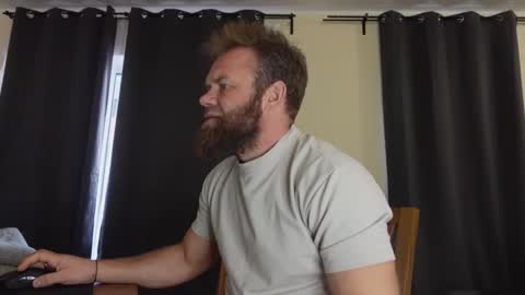 Stewart Barnz online show from April 6, 2026, 1:12 pm