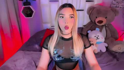 Steisee Reyes online show from May 6, 2026, 5:57 am