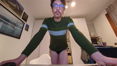 Snapshot of sti270452 chatting on December 10, 2024, 4:17 pm Jenk online show from December 10, 2024, 4:17 pm