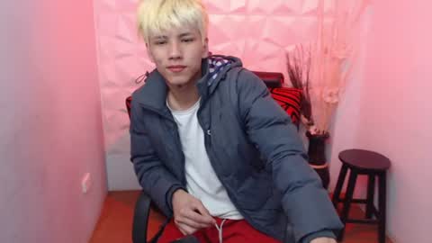 Stich online show from June 26, 2026, 5:34 am