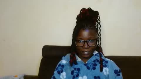 Snapshot of sticklavah chatting on October 29, 2025, 8:49 am sticklavah online show from October 29, 2025, 8:49 am