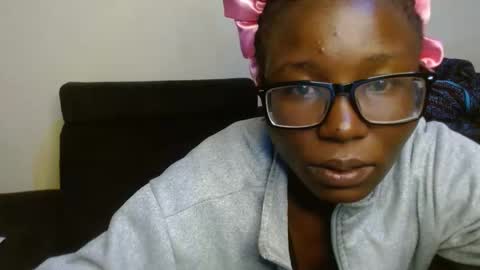 Snapshot of sticklavah chatting on November 5, 2025, 3:06 am sticklavah online show from November 5, 2025, 3:06 am