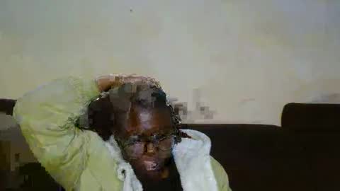 Snapshot of sticklavah chatting on December 16, 2025, 4:12 pm sticklavah online show from December 16, 2025, 4:12 pm