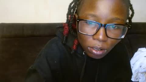 Snapshot of sticklavah chatting on December 20, 2025, 4:52 am sticklavah online show from December 20, 2025, 4:52 am