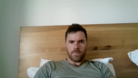 Snapshot of sticky_keyboard1234 chatting on July 29, 2026, 12:09 am Josh online show from July 29, 2026, 12:09 am