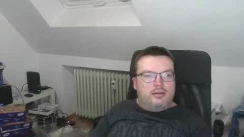 Snapshot of still_alive1985 chatting on April 4, 2026, 7:22 pm Oliver online show from April 4, 2026, 7:22 pm