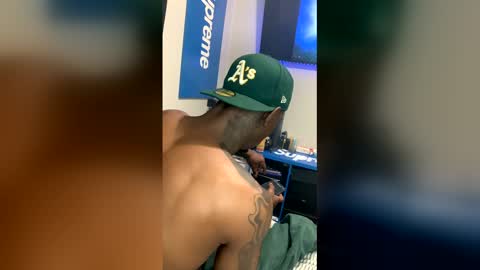 Chocolate Stic online show from March 29, 2026, 5:46 pm