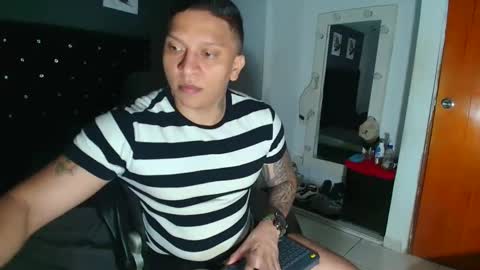 stily online show from October 20, 2025, 3:40 am