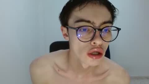 stiv_grant online show from April 27, 2026, 11:14 pm