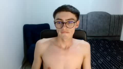 Snapshot of stiv_grant chatting on July 19, 2026, 12:14 am stiv_grant online show from July 19, 2026, 12:14 am