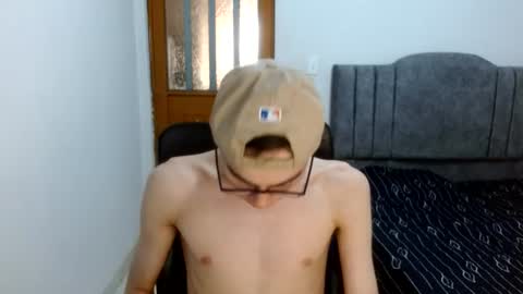 Snapshot of stiv_grant chatting on July 31, 2026, 11:20 am stiv_grant online show from July 31, 2026, 11:20 am