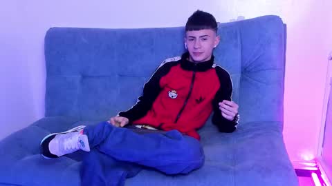 Stivarfox21 online show from January 30, 2025, 3:44 am