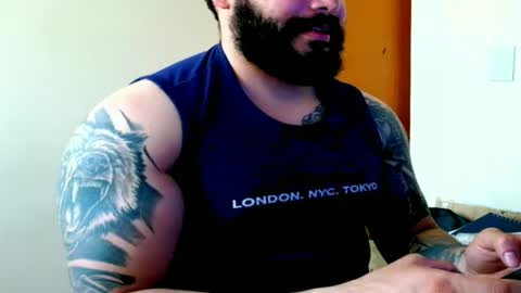 stiven253958 online show from June 14, 2026, 5:15 pm