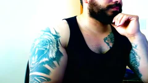 stiven253958 online show from August 3, 2026, 2:11 pm