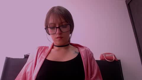 stiven online show from November 18, 2025, 9:19 pm