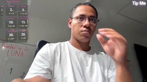 Snapshot of stiven__pattinson chatting on March 23, 2026, 7:23 am Stiven online show from March 23, 2026, 7:23 am