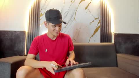 friends online show from February 13, 2026, 5:03 am