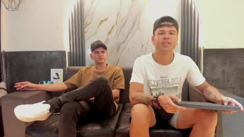 friends online show from May 18, 2026, 3:57 am