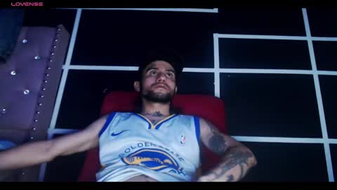 stiven online show from October 16, 2025, 10:38 am