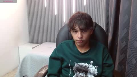 Snapshot of stiwentwink chatting on February 26, 2026, 1:43 pm Stiwen online show from February 26, 2026, 1:43 pm