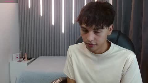 Snapshot of stiwentwink chatting on March 9, 2026, 2:10 pm Stiwen online show from March 9, 2026, 2:10 pm