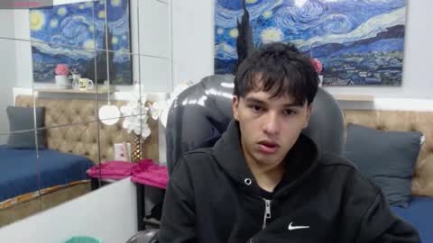 Snapshot of stiwentwink chatting on March 11, 2026, 12:55 pm Stiwen online show from March 11, 2026, 12:55 pm