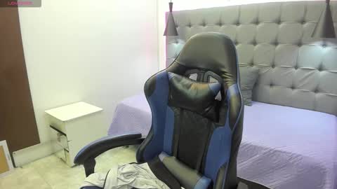 Snapshot of stiwentwink chatting on March 27, 2026, 6:18 pm Stiwen online show from March 27, 2026, 6:18 pm