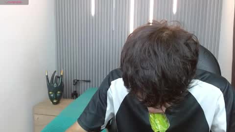 Stiwen online show from May 10, 2026, 1:05 pm