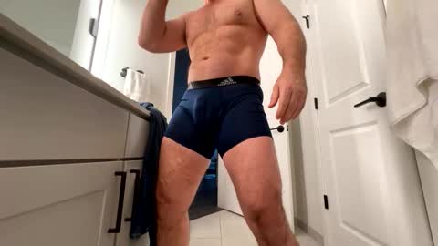 Snapshot of stlhotwifeguy chatting on March 4, 2026, 2:56 pm stlhotwifeguy online show from March 4, 2026, 2:56 pm