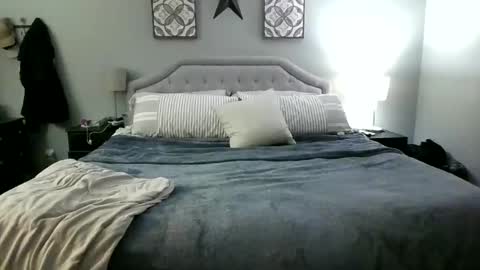 Snapshot of stndmn24 chatting on November 28, 2025, 9:34 am thesetwo22 online show from November 28, 2025, 9:34 am