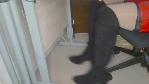 stockings_stockings online show from May 6, 2026, 8:41 am