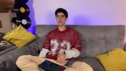 Stolas online show from February 24, 2026, 11:25 pm