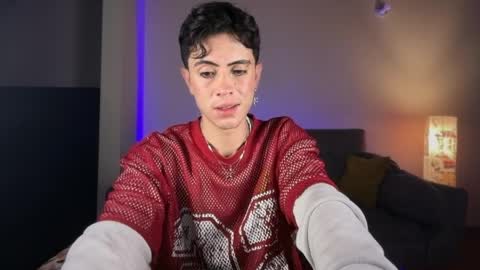 Stolas online show from March 29, 2026, 12:32 am