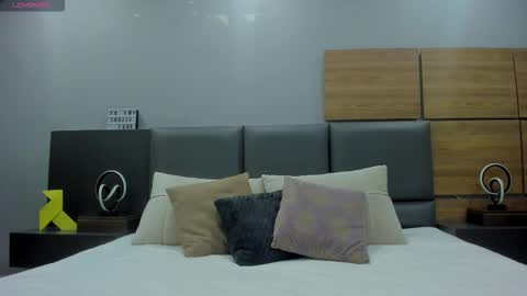 Snapshot of stone_lee_ chatting on October 12, 2025, 8:41 pm Stone Lee online show from October 12, 2025, 8:41 pm