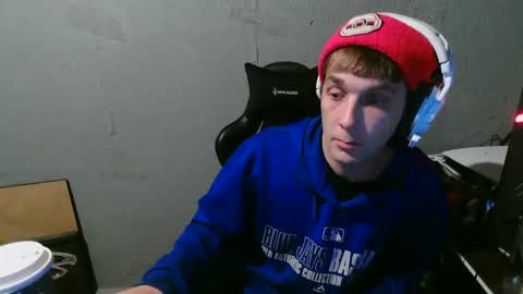 Snapshot of stonedpanda77 chatting on December 7, 2024, 2:09 am stonedpanda77 online show from December 7, 2024, 2:09 am