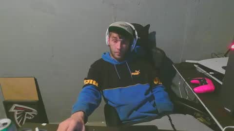 Snapshot of stonedpanda77 chatting on December 24, 2024, 6:00 am stonedpanda77 online show from December 24, 2024, 6:00 am