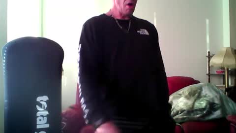 stonefillips69 online show from December 21, 2025, 11:01 pm