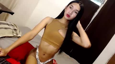 Snapshot of stonehard_sophia chatting on September 23, 2025, 4:15 am Cute Sophia online show from September 23, 2025, 4:15 am