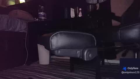 Snapshot of stoner394 chatting on October 20, 2025, 11:16 pm stoner394 online show from October 20, 2025, 11:16 pm