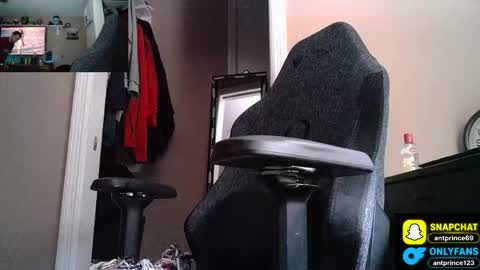 stoner394 online show from June 3, 2026, 1:30 am