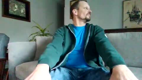 Snapshot of stook4 chatting on October 24, 2025, 8:49 pm LifestyleMan313 online show from October 24, 2025, 8:49 pm