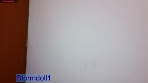 Snapshot of storm_doll chatting on May 1, 2026, 1:43 am storm doll online show from May 1, 2026, 1:43 am