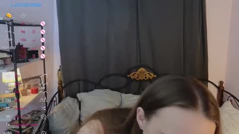 Lililth online show from December 21, 2025, 10:39 pm