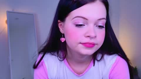 Leila online show from April 24, 2026, 9:56 am