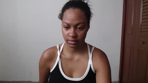 stormihills_ online show from March 22, 2026, 6:33 pm