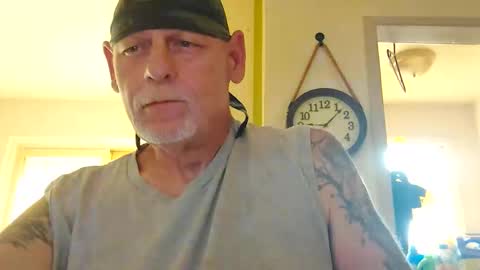 stormynorm14 online show from September 28, 2025, 1:05 pm