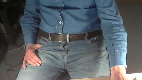 Snapshot of str8_dave chatting on March 3, 2026, 2:34 pm Dave online show from March 3, 2026, 2:34 pm