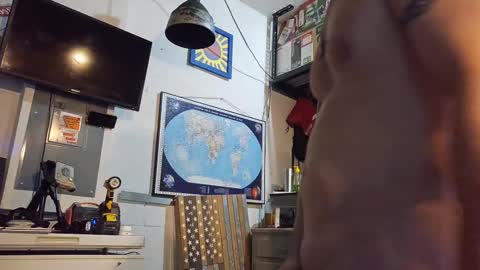 Snapshot of str8foryouguy chatting on September 14, 2025, 6:45 am Str8 online show from September 14, 2025, 6:45 am