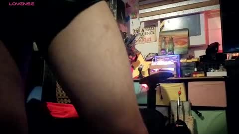 Str8 online show from April 30, 2026, 11:42 pm