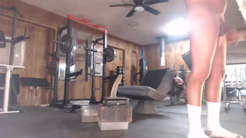 Snapshot of str8pumpnhump chatting on April 25, 2026, 10:29 pm n8vpumpnhump online show from April 25, 2026, 10:29 pm